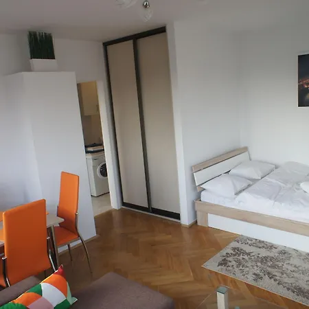 Bonapartments Apartment